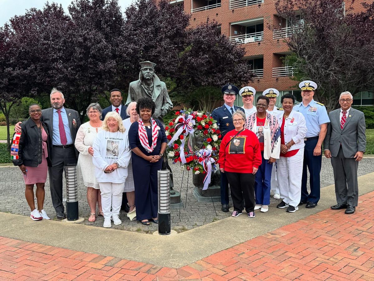 Kenneth Alexander tweet media