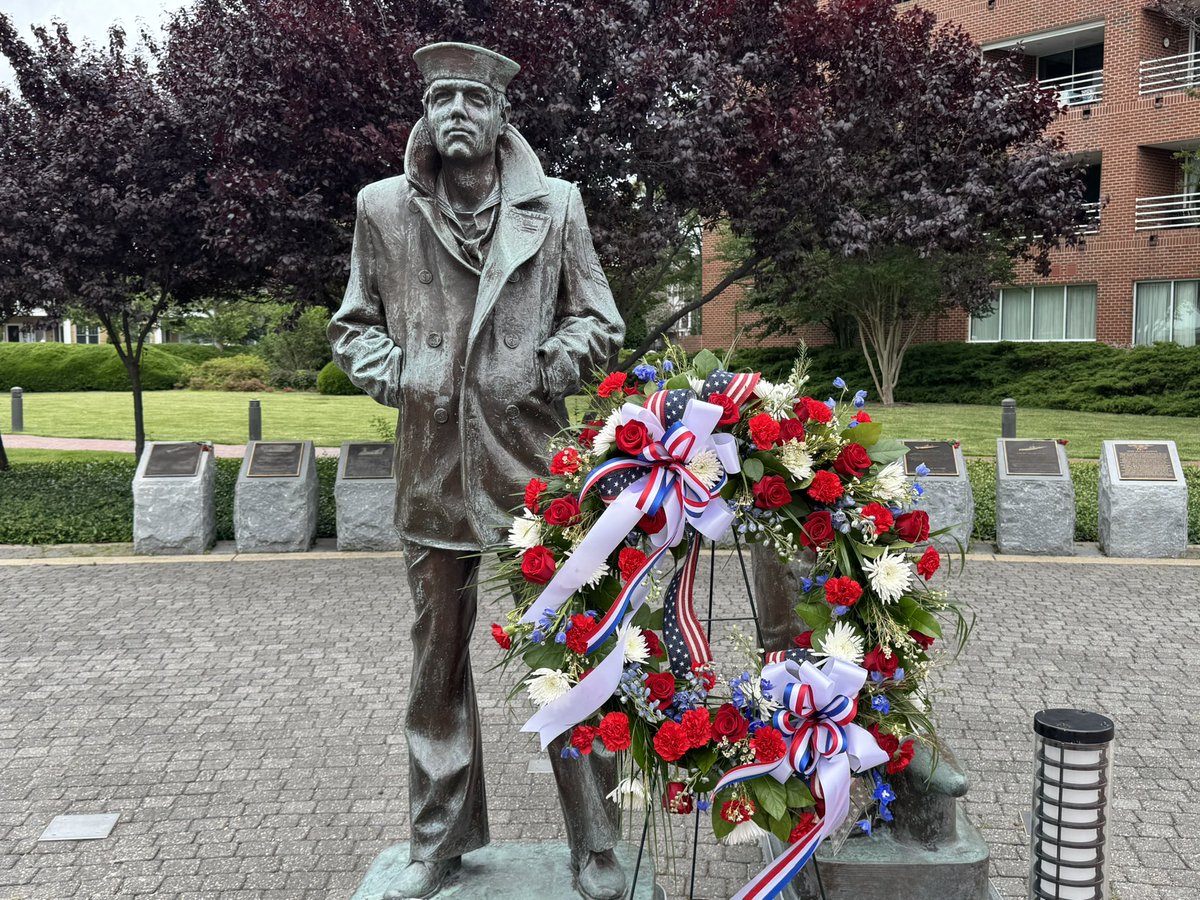 Kenneth Alexander tweet media