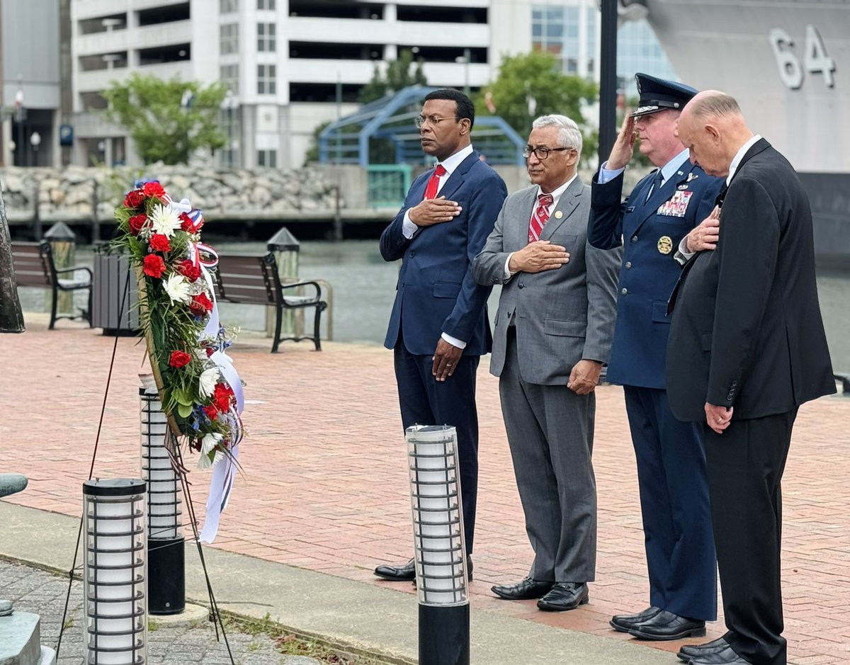 Kenneth Alexander tweet media