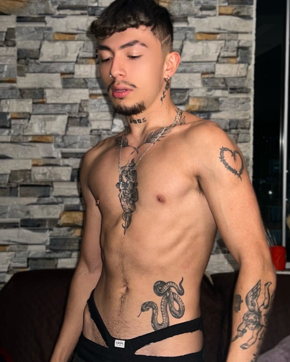 Ya me sigues en Instagram?🔥
👇🏻👇🏻👇🏻
instagram.com/21camilo_lol?i…