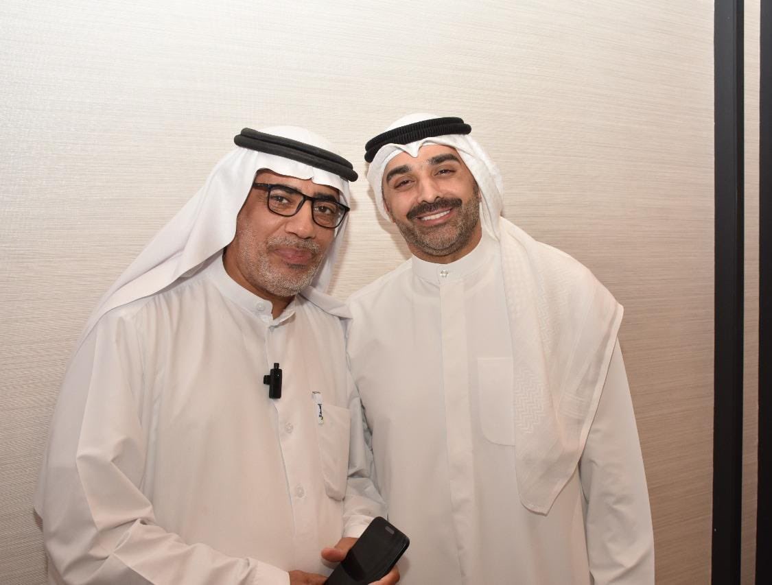 عبدالله الياسين (@intsar2001) on Twitter photo استمتعنا واجد بالأمسية الإعلامية السنوية المفتوحة التي استضيف فيها الإعلامي والمؤثر الكويتي #حمد_قلم #احمد_العلي .. <a href="/7amadQalam/">مع حمد قلم</a>
في غرفة #الأحساء بالمبرز
<a href="/ahsachamber/">غرفة الأحساء</a>
ترقبوا تغطية للأمسية عبر #عيون_الاعلام <a href="/mediaeyes2/">عيون الاعلام</a> استمتعنا واجد بالأمسية الإعلامية السنوية المفتوحة التي استضيف فيها الإعلامي والمؤثر الكويتي #حمد_قلم #احمد_العلي .. <a href="/7amadQalam/">مع حمد قلم</a>
في غرفة #الأحساء بالمبرز
<a href="/ahsachamber/">غرفة الأحساء</a>
ترقبوا تغطية للأمسية عبر #عيون_الاعلام <a href="/mediaeyes2/">عيون الاعلام</a>