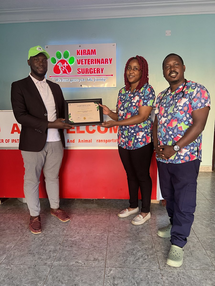 Honored to receive this Certificate of Appreciation from the Uganda Veterinary Association! Grateful for the recognition and proud to contribute to advancing animal health and welfare. 🐾🇺🇬 #Gratitude #VeterinaryCare #UgandaVeterinaryAssociation #MakingADifference