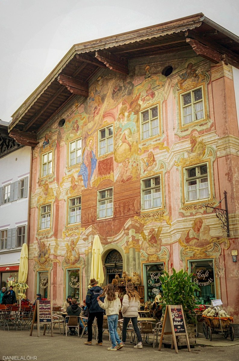 🌸🕊🌸
Mittenwald - Haus am Obermarkt
🌸🕊🌸
#photographie