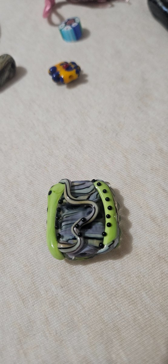 GoodDayMonkey tweet media