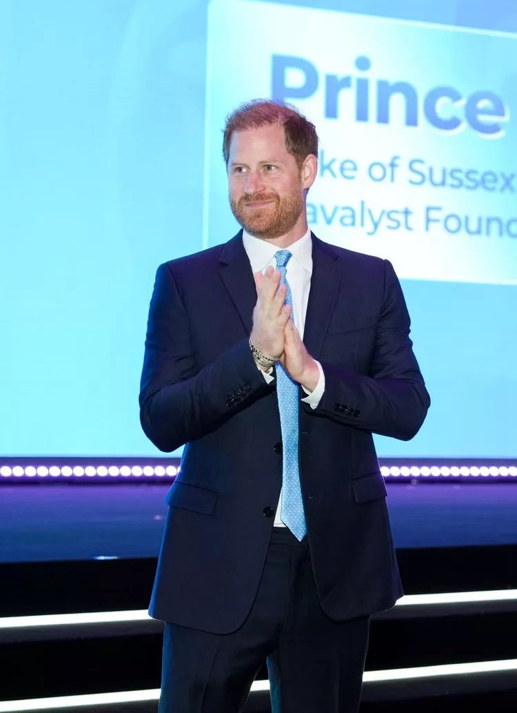 Narinder Kaur tweet media