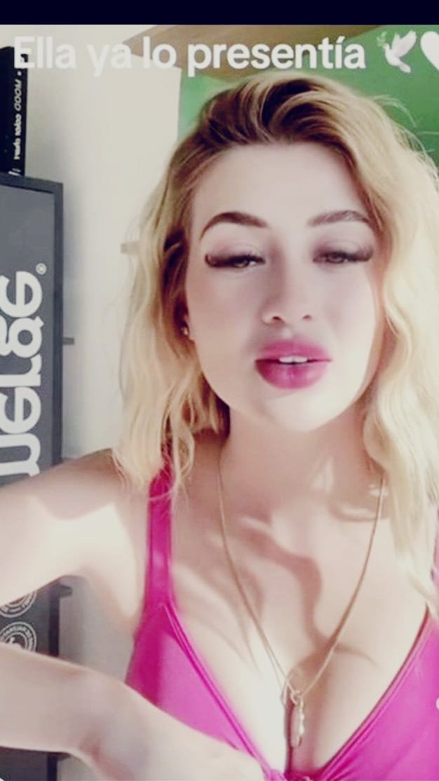 HeatherPurePup's tweet photo. Yoo !!
Who is she ? https://t.co/6PrlMlIKvc