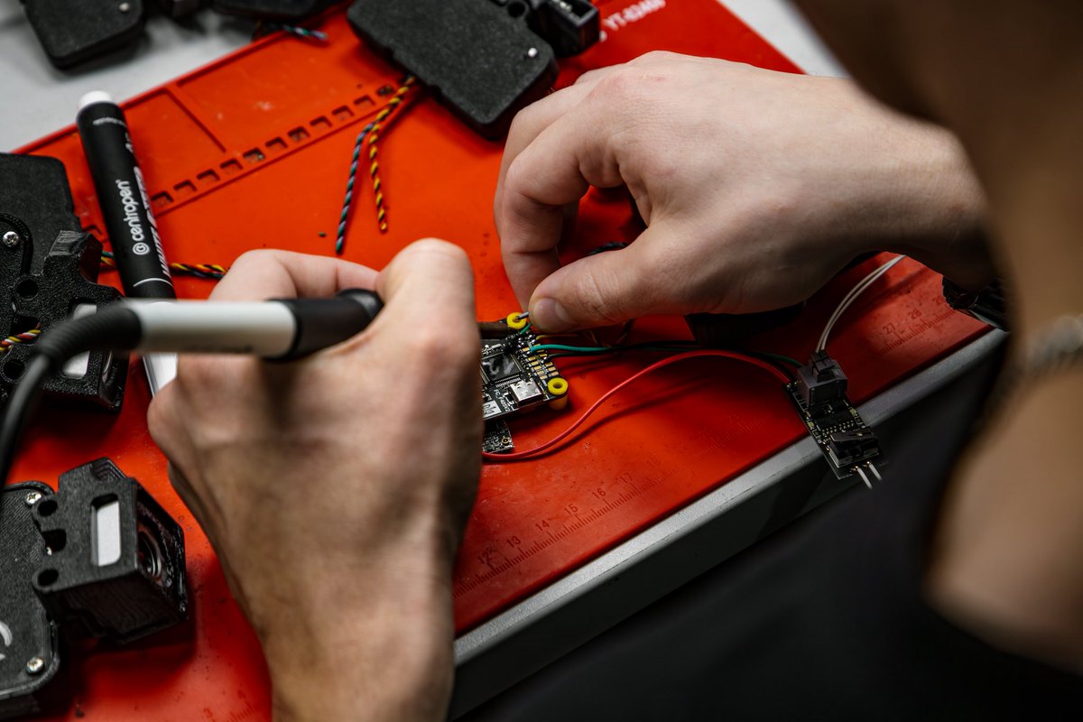 ZBROYA (@zbroyaua) on Twitter photo Soldering of the control board for FPV-drones is an important step of the whole production process.
Drones by <a href="/vyriydrone/">Vyriy.Drone</a>
#ZBROYA🇺🇦 Soldering of the control board for FPV-drones is an important step of the whole production process.
Drones by <a href="/vyriydrone/">Vyriy.Drone</a>
#ZBROYA🇺🇦