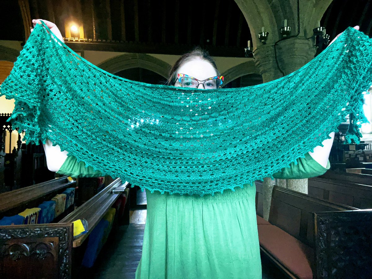 galoisgirl's tweet photo. #memademay Day 26, Pebble Beach Shawlette https://t.co/kYOwQjXaGL