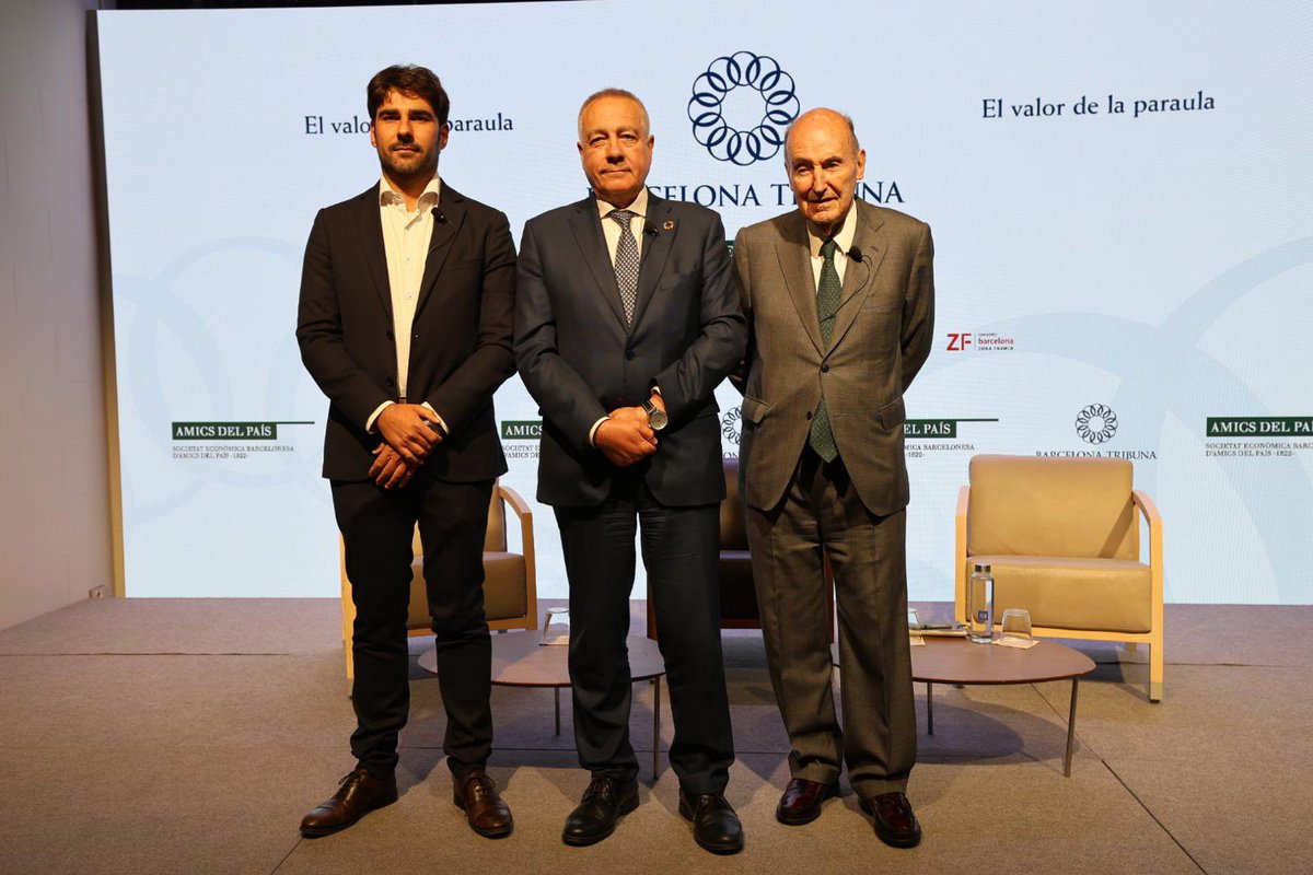 🔊El nostre DEE, <a href="/pere_navarro/">Pere Navarro Morera</a>, participa a <a href="/BcnTribuna/">Barcelona Tribuna</a> (<a href="/amicspais/">Amics del País</a>) amb la ponència “Districte 4.0: Barcelona referent mundial”, presentada per Miquel Roca Junyent i moderada pel periodista de <a href="/LaVanguardia/">La Vanguardia</a> Gabriel Trindade (<a href="/gtrindadearias/">Gabriel Trindade</a>). Una conferència que posarà el focus