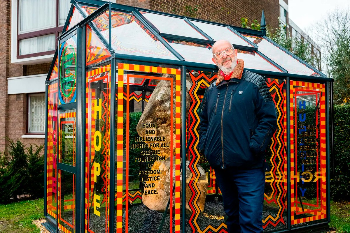 To mark the anniversary of the Universal Declaration of Human Rights (UDHR) signing 76 years ago, artist Tony Heywood has created a ‘human rights greenhouse’ with the thirty articles of the UDHR emblazoned on it. Read more &gt;&gt; londonisturbanpalette.substack.com/p/public-art-i… #LondonArtCritic <a href="/Londonist/">Londonist</a>