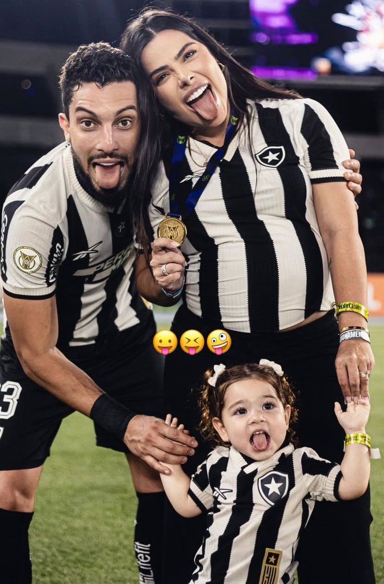 chikohenriques's tweet photo. E no final o sonho de geral é o mesmo #botafogo https://t.co/Ow9p0MYRrK