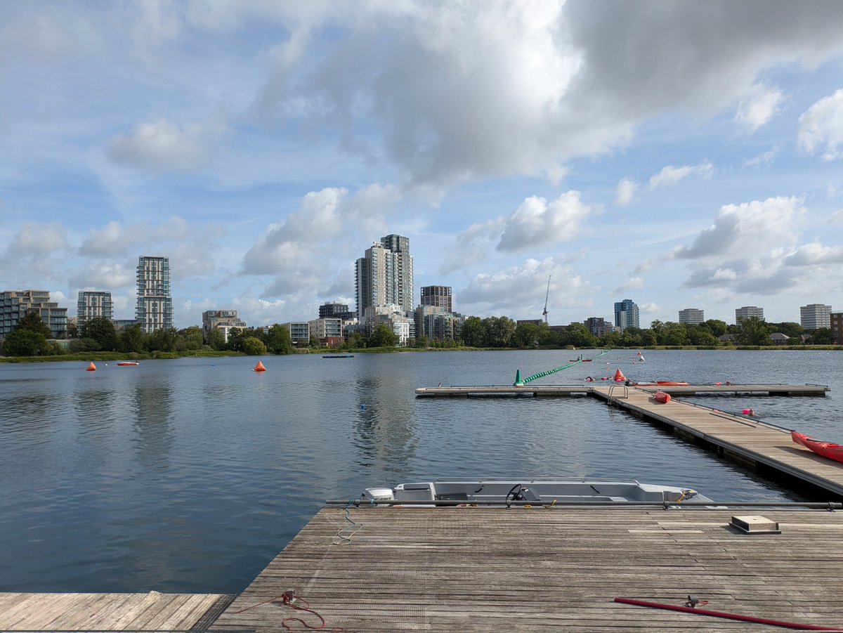 thegulfblog's tweet image. 17° in the water, 14° out. Hackney this AM
#Paddle