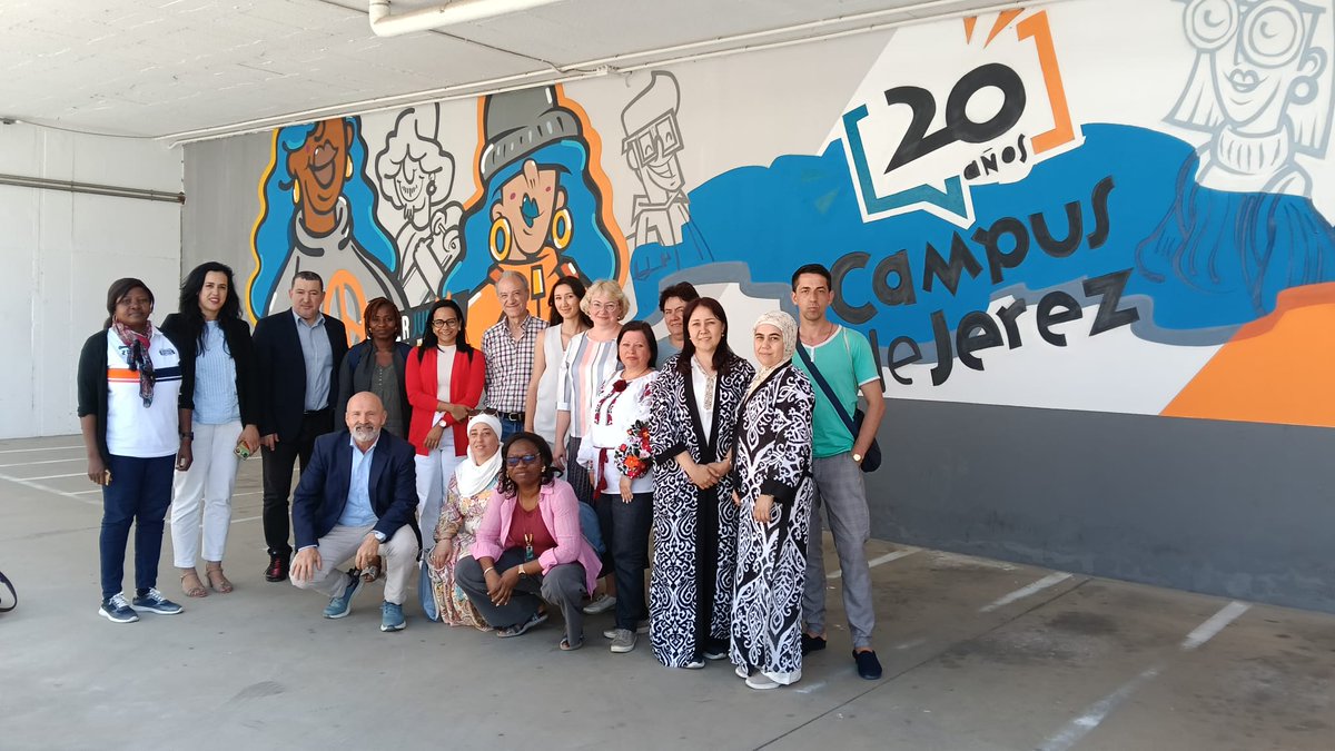 Lab3In (@lab3in) on Twitter photo Nuestra codirectora <a href="/siham_zebda/">Siham Zebda</a> impartió el taller “Puentes culturales en la Educación Superior” junto a 6 universidades del espacio KA-171, en la #SemanaInternacional del Campus de Jerez. Gracias a todas y todos los participantes por compartir 🙌 Nuestra codirectora <a href="/siham_zebda/">Siham Zebda</a> impartió el taller “Puentes culturales en la Educación Superior” junto a 6 universidades del espacio KA-171, en la #SemanaInternacional del Campus de Jerez. Gracias a todas y todos los participantes por compartir 🙌