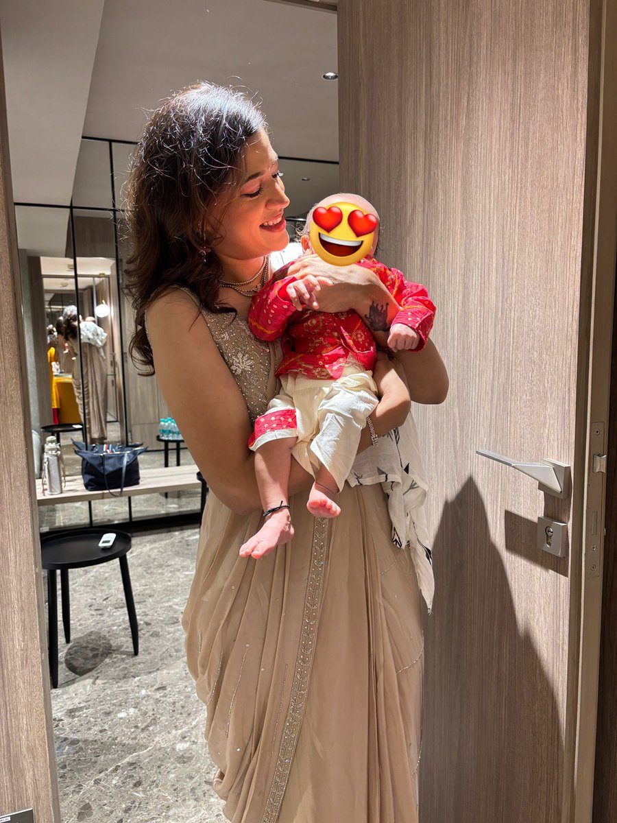 manasie's tweet image. How will I ever tell my first born that these two will always be my kids too #Masi and #Chachi