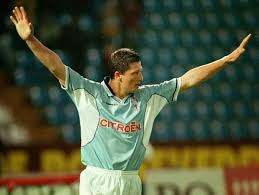 | Dᴀᴠɪᴅ Pᴀᴢ Nᴏ́ᴠᴏᴀ | (@madialevo) on Twitter photo Luboslav Penev.
As fotos son de <a href="/yojuguecelta/">Yo jugué en el Celta</a>, unha web que é un verdadeiro tesouro e que me valeu para facer o mapa geoguessr de cidades do mundo onde naceu algún xogador do Celta. Luboslav Penev.
As fotos son de <a href="/yojuguecelta/">Yo jugué en el Celta</a>, unha web que é un verdadeiro tesouro e que me valeu para facer o mapa geoguessr de cidades do mundo onde naceu algún xogador do Celta.