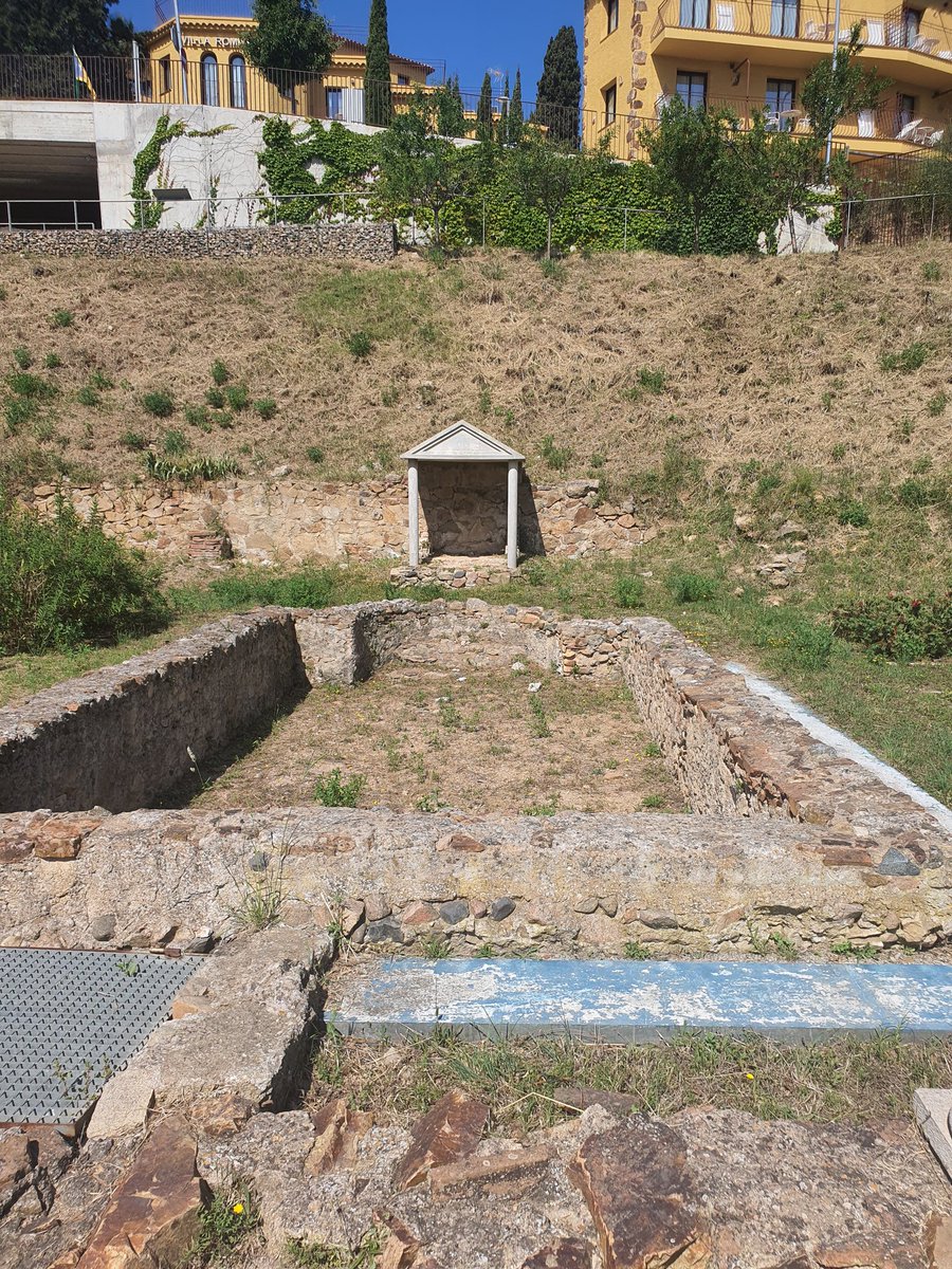 Kim Humberstone OBE (@k_humberstone) on Twitter photo Catalonia study tour - the rural Villa Romana dels Ametllers florished between 1st cent BC and 5th cent AD. It has two areas, a private villa with lavish baths and reception rooms with mosaics and a warehouse / manufacturing area. <a href="/romanarchaeouk/">Association for Roman Archaeology</a> Catalonia study tour - the rural Villa Romana dels Ametllers florished between 1st cent BC and 5th cent AD. It has two areas, a private villa with lavish baths and reception rooms with mosaics and a warehouse / manufacturing area. <a href="/romanarchaeouk/">Association for Roman Archaeology</a>