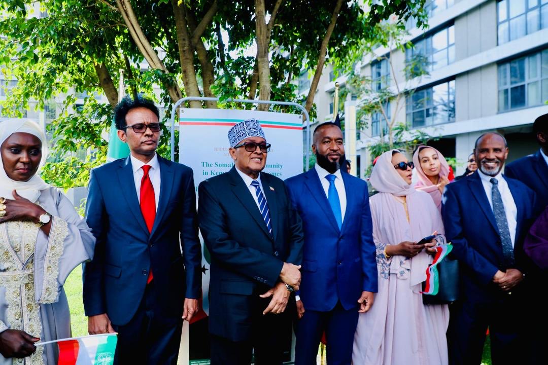 MohamedBarawani's tweet photo. The president of the Republic of Somaliland H.E. Abdirahman Mohamed Abdullahi arrived this afternoon for an official visit to Kenya. The president was received by Hon. Hassan Ali John, Cabinet Secretary for Mining,Blue Economy and Maritime Affairs of Kenya https://t.co/rHkPk1QKbI