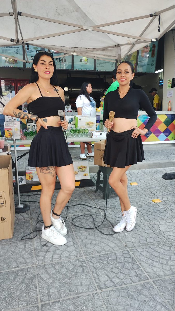 edecanesgalatea's tweet photo. En  inauguración de Pastelerias Esperanza   y Santo Gallo 
 en #chipitlan #Cuernavaca con nuestras lindas Indra y Jeanette 😍 #edecanesgalatea #edecanesparaeventos #EdecanesCuernavaca  #promociondeeventos #Inauguraciones #edecanes #edecanesmexico #pastelerialaesperanza 😎 https://t.co/VDXH3uWK45