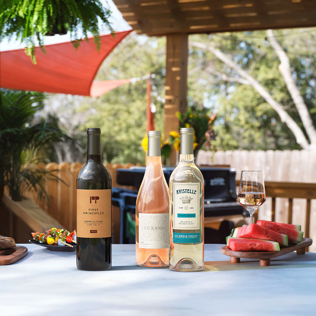 As we gather with family and friends to kick off the summer season, nothing complements a backyard barbecue quite like our curated selection of wines. Cheers to Memorial Day with Firstleaf! 🇺🇸🍷
#firstleafwine #firstleaf #wine #uncork