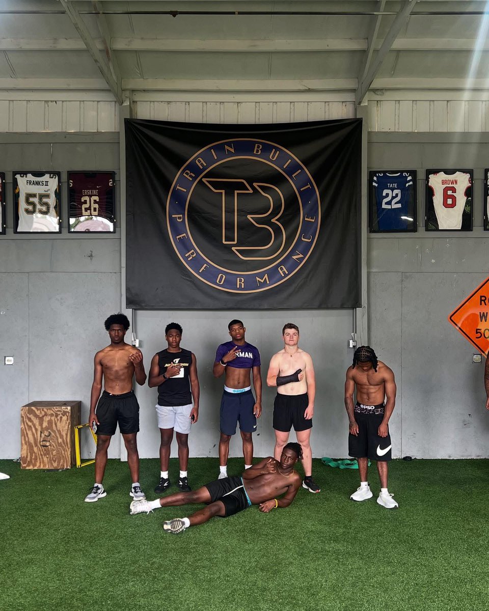Christian “C-RAW” Henderson (@christianh24db) on Twitter photo Daily Deposits…
I love getting that early <a href="/train0187/">TRAINBUILT PERFORMANCE</a> work in with da’ family
🚂🚂🚂
🏋🏾♂️🏋🏾♂️🏋🏾♂️
💪🏾💪🏾💪🏾 Daily Deposits…
I love getting that early <a href="/train0187/">TRAINBUILT PERFORMANCE</a> work in with da’ family
🚂🚂🚂
🏋🏾♂️🏋🏾♂️🏋🏾♂️
💪🏾💪🏾💪🏾