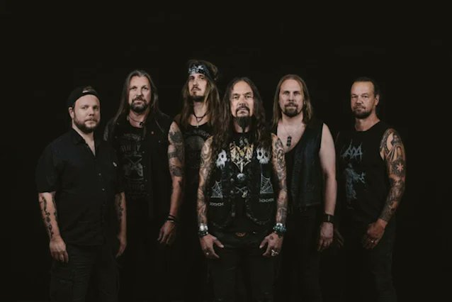 AMORPHIS devela NOMBRE y FECHA de SALIDA de su nuevo MATERIAL

Entrar para mas información:
facebook.com/photo?fbid=149…