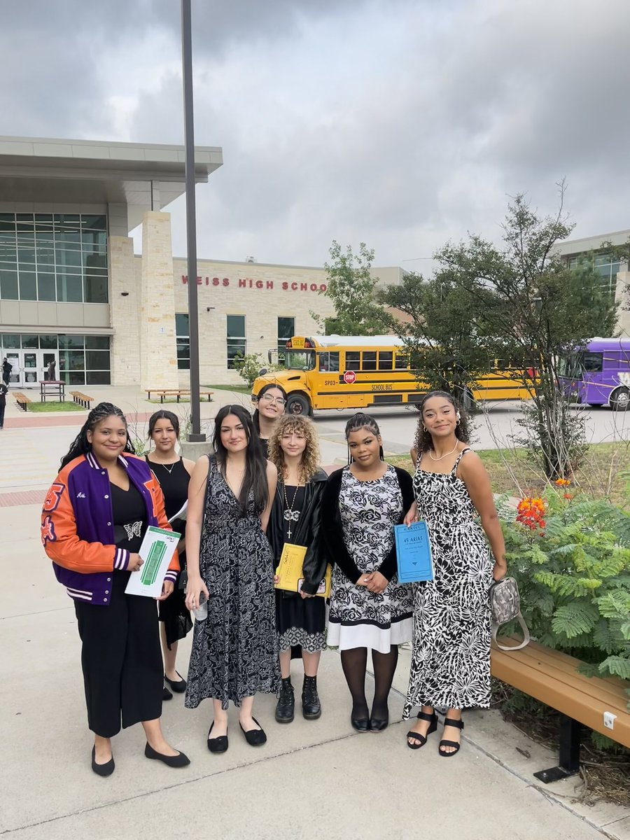Ready for a beautiful day of singing! Congratulations to all of #myfalconsingers on this great accomplishment! I’m so proud of your hard work and dedication!☺️💗🎶 #tssec2025 #uil #beamazing #teamsisd #sisdfinearts #choir #singing #itstartswithmusic <a href="/Eastlake_HS/">Gilbert R . Martinez</a>
