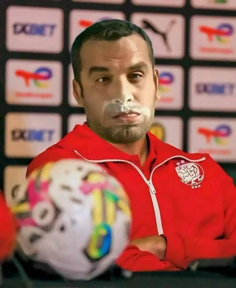 أمين زحزوح 🎙️
مسيرتي مع الزعيم الجيش الملكي مستمرة ولا افكر في التعاقد مع نادي من اموال الممنوعات
😂