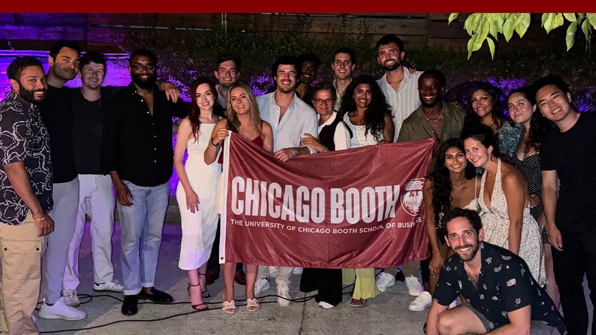 ChicagoBooth's tweet image. “Throughout history, the Asian American community has exhibited remarkable resilience, adaptability, and courage. #AAPIMonth allows us to honor the impact of those who came before and amplify stories that are crucial to the fabric of America.”
— Shawn Kim, Full-Time MBA student