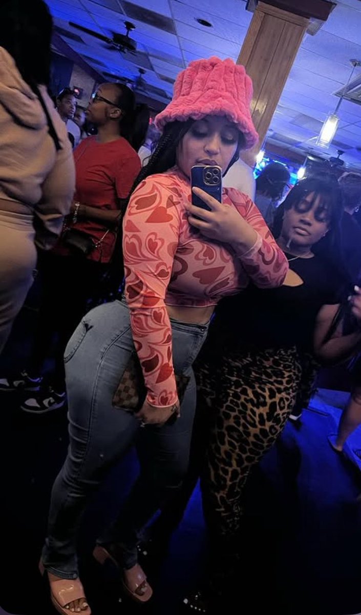 BriuhJay's tweet photo. Looking good sister https://t.co/putjgY6V2F
