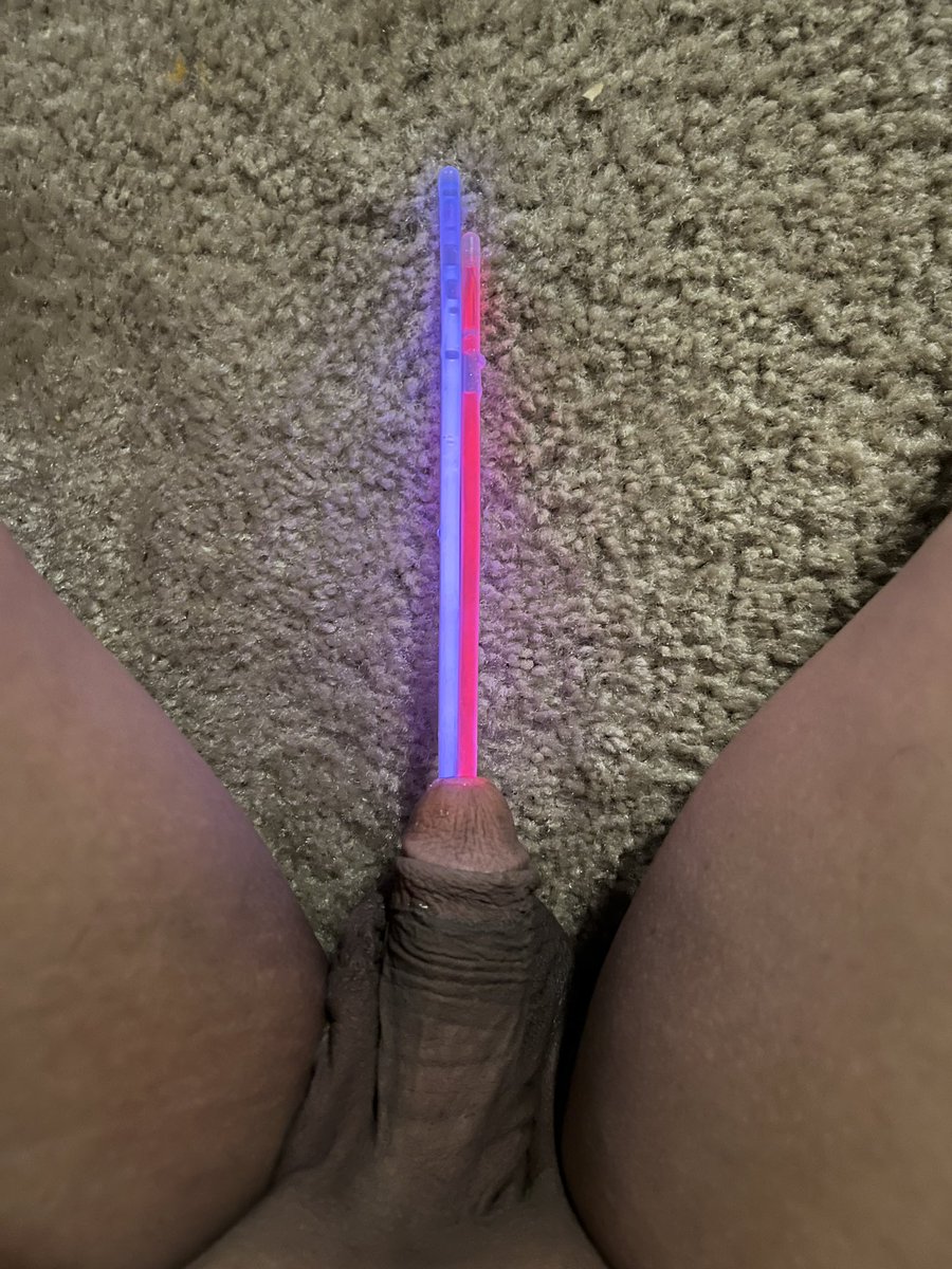 squirrel1135's tweet photo. Glow sticks part 2….. two are better than one 
#urethra #urethraldilation #urethralsounding #urethralplay #dickinsertion #peeholeinsertion #urethralstretching https://t.co/tnVYdsae3R