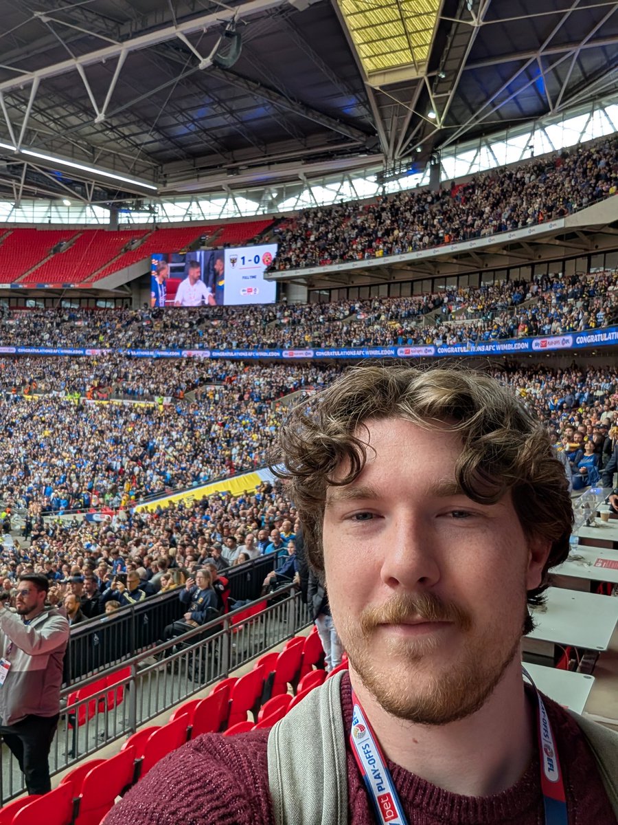 Great day for the Dons at Wembley, and a great way to cap off a testing season. 

Commiserations to Walsall. 14 points clear in January only to narrowly miss out on the automatics and then lose in the final, tough stuff. #AFCWIMBLEDON