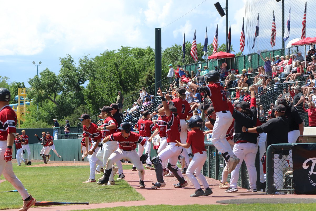 JUCOWorldSeries's tweet photo. @slccbaseball @LLC_Baseball LAKE. LAND. The flock stays on top!🦆
@LLC_Baseball defeats @slccbaseball 11-9.

@slccbaseball faces elimination against @SheltonStateBB in tomorrow’s Game 11. @LLC_Baseball stays in the winners bracket - playing in tomorrow night’s Game 13. 🌟

#jucows #jucows25 https://t.co/HNOQhPov8c