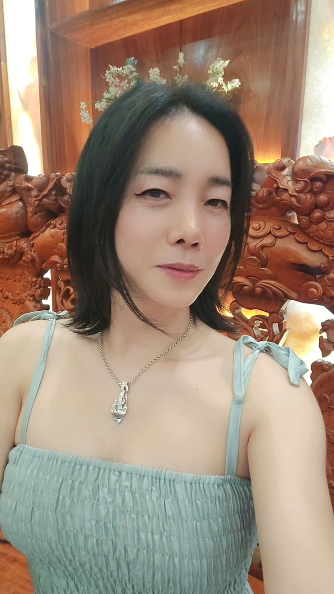 써니오션호텔 로비에서