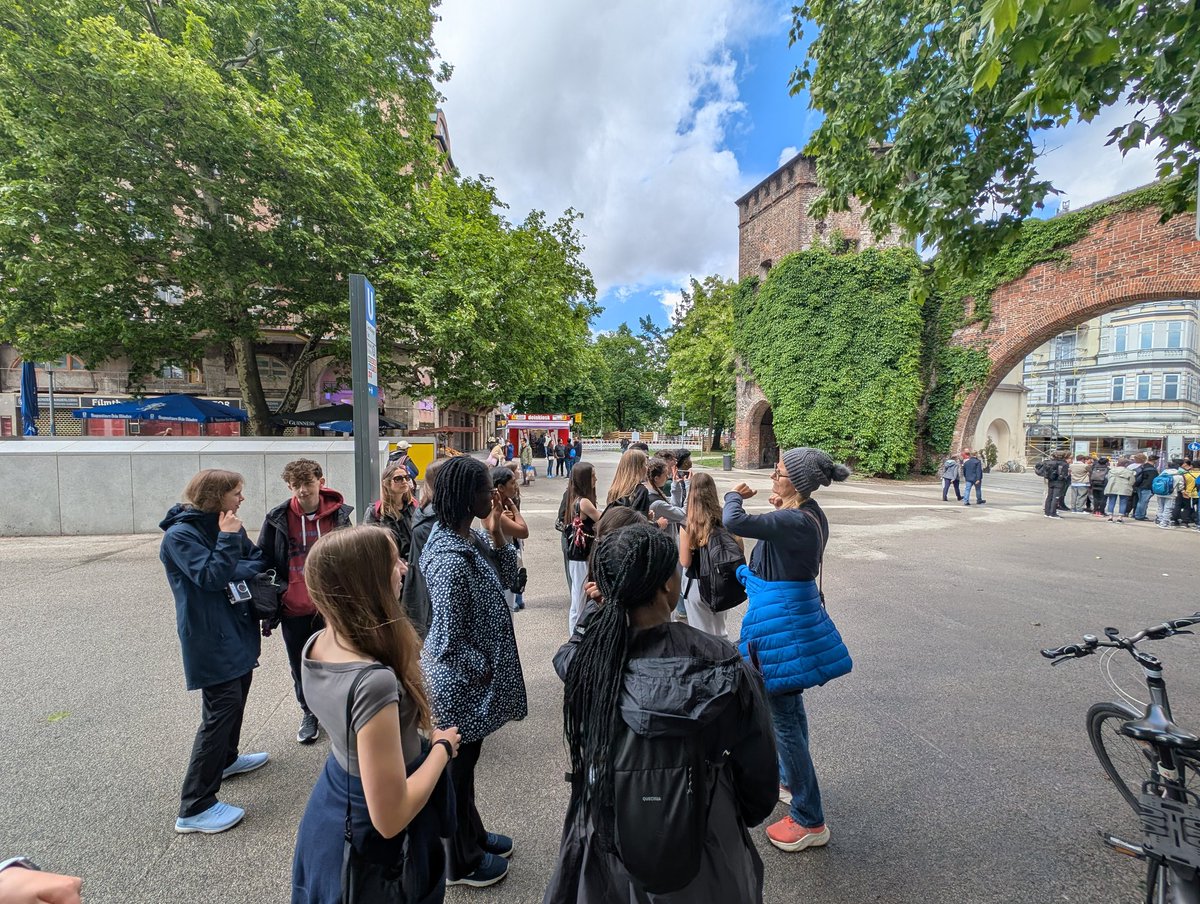 RLS German tweet media