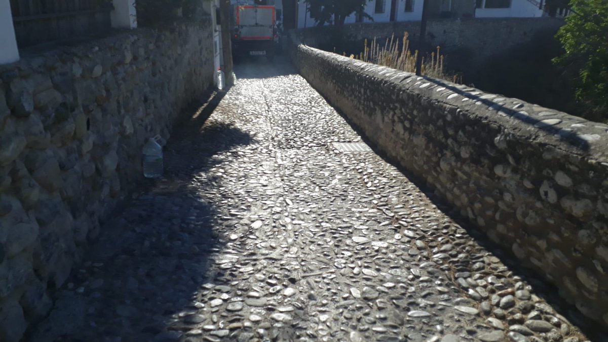 Granada limpia, que te quiero limpia tweet media