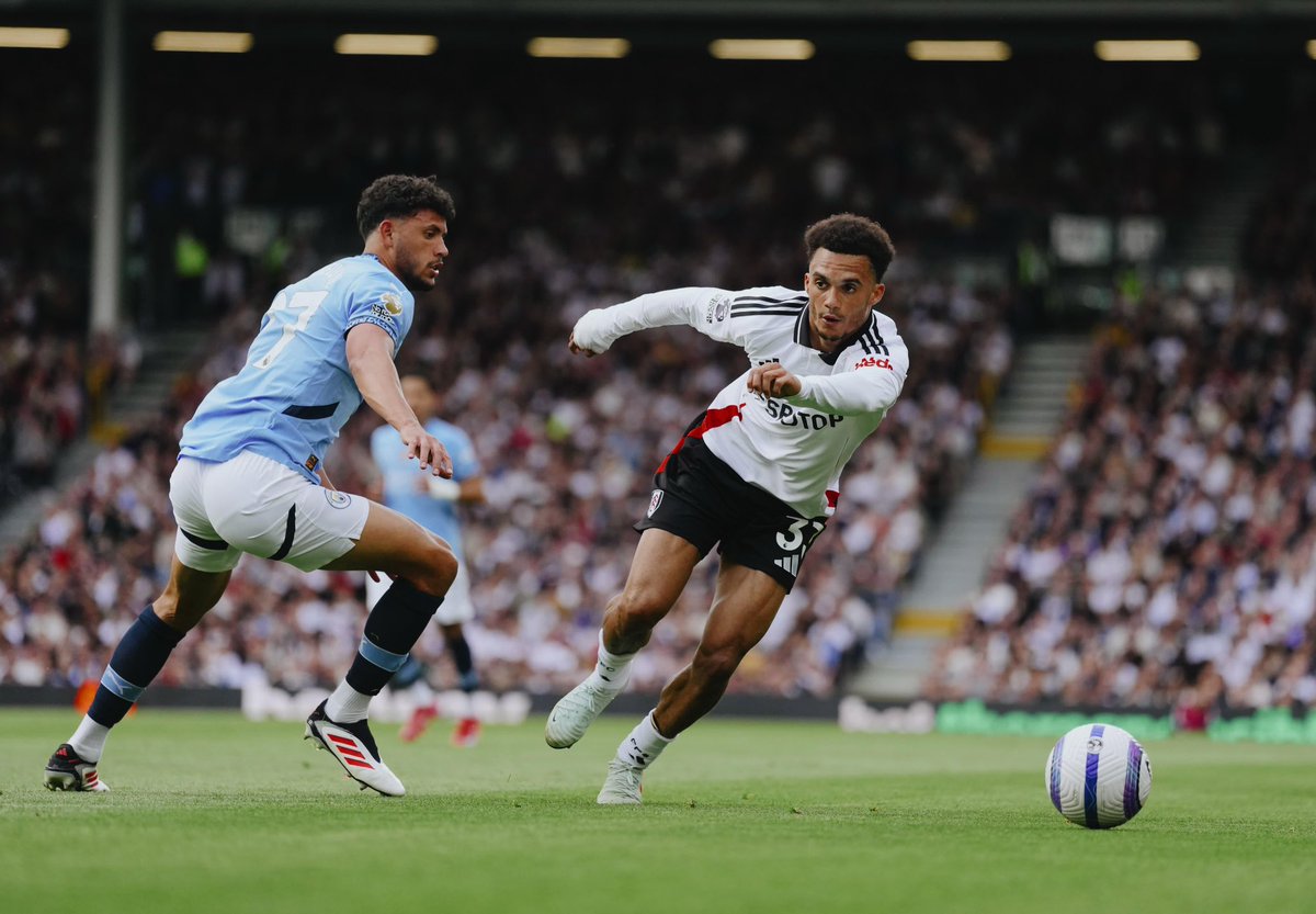 Antonee_Jedi's tweet image. 24/25 is in the books 📚 Lots of great moments as a club this season, there was definitely more out there to achieve and we’ll be even hungrier to do something special next time around. Thank you Fulham fans for all the support this year, see you next season ⬜️⬛️