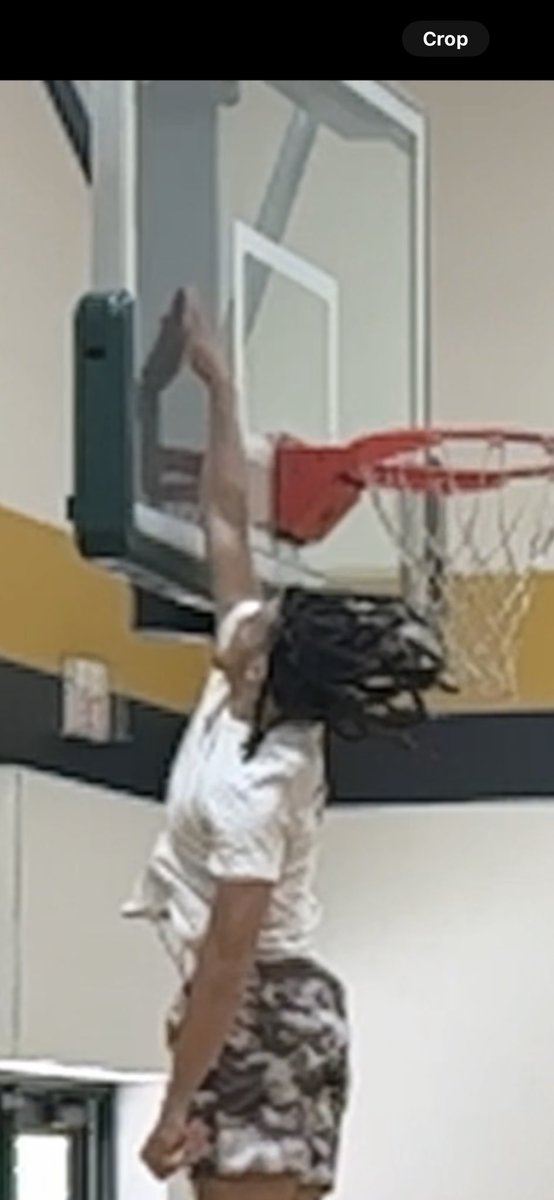 Who's higher?? Poll coming at you. Need to know who won.