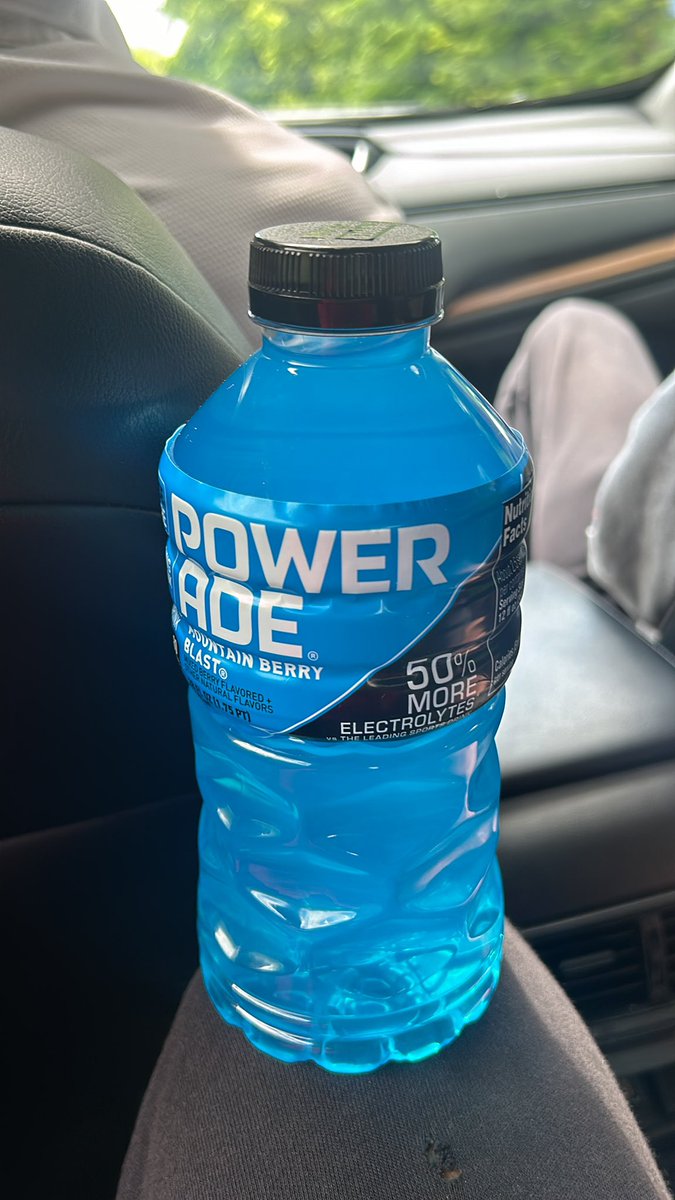 GerryGomez55's tweet photo. 2 for 4 deal at the gas station, you know Gerry couldn’t pass that up. Happy Memorial Day people. https://t.co/oiwBCqRMpV