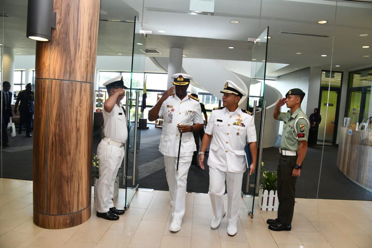 Commandant, National Defence College Leads Strategic Engagements in Brunei Darussalam...

The visit aligns with the College’s academic mandate of exposing participants to diverse global strategic environments and best practices that contribute...

tinyurl.com/C33-WSTBrunei