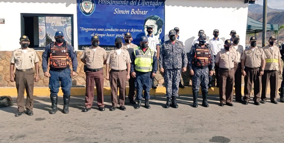 Hoy estamos de Aniversario #41 en Carabobo, al servicio de la Colectividad 
#SalvandoVidasConEducaciónVial