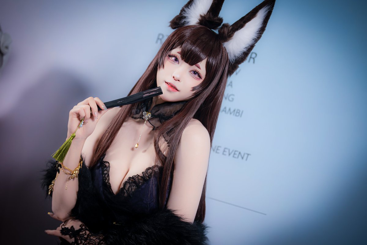 25.05.25
2025 PlayX4

벽람항로
아마기 (홍연의 촌한 ver.)
Cos - 시루님 (@siru_0207 )

#AzurLane #Amagi #天城 #ZENCREATIVE #RZCOS #cosplay #コスプレ https://t.co/OQl0afKfS2
