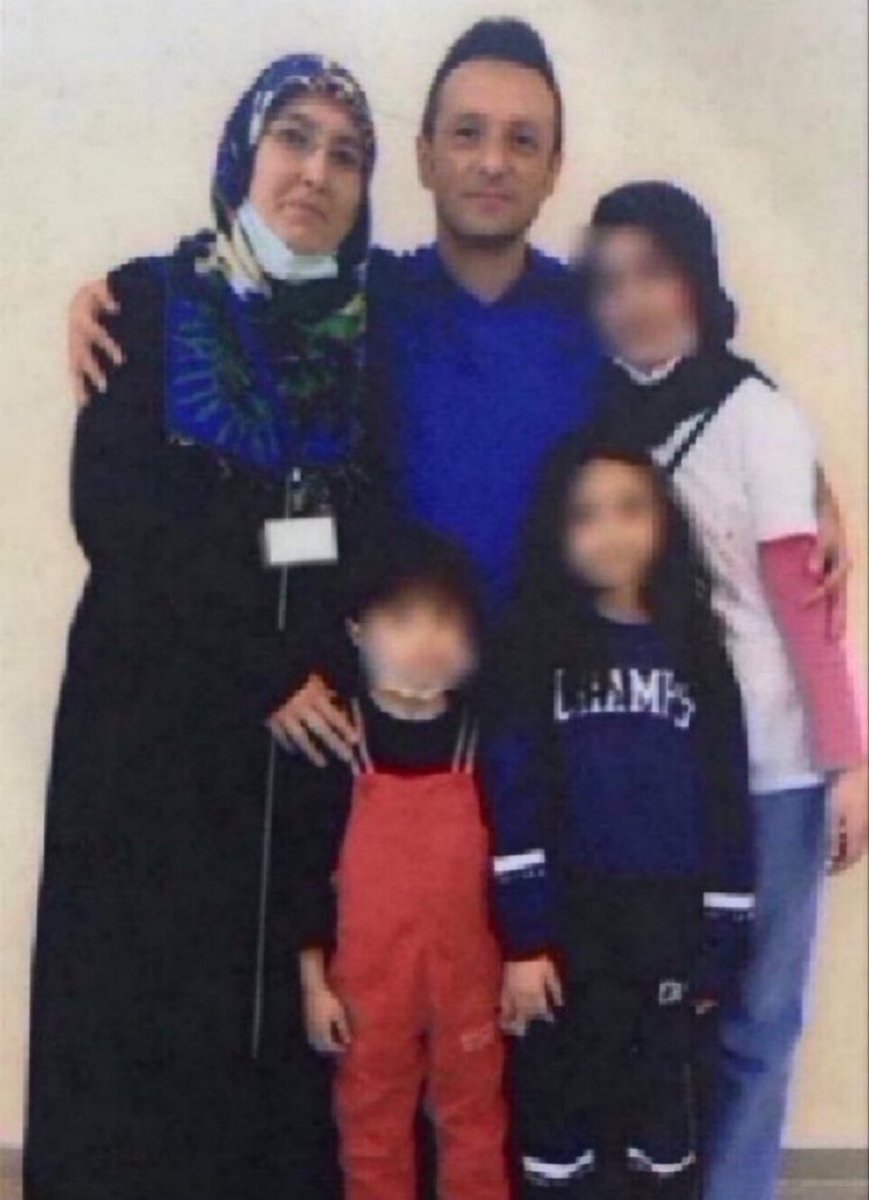 SAKARYA

Edibe Tatar 3 çocuk annesi bir öğretmen.
14 Haziran 2023'te tutuklandı. Babaları da 5 yıldır hapiste olan çocuklar, annelerinin de tutuklanmasıyla yapayalnız kaldılar. Anne baba tutukluluğu büyük bir zulümdür. Çocuklara kıymayın.

Ayrımsız İnfazDüzenlemesi
<a href="/yesimsalkim/">Yesim Salkım</a>