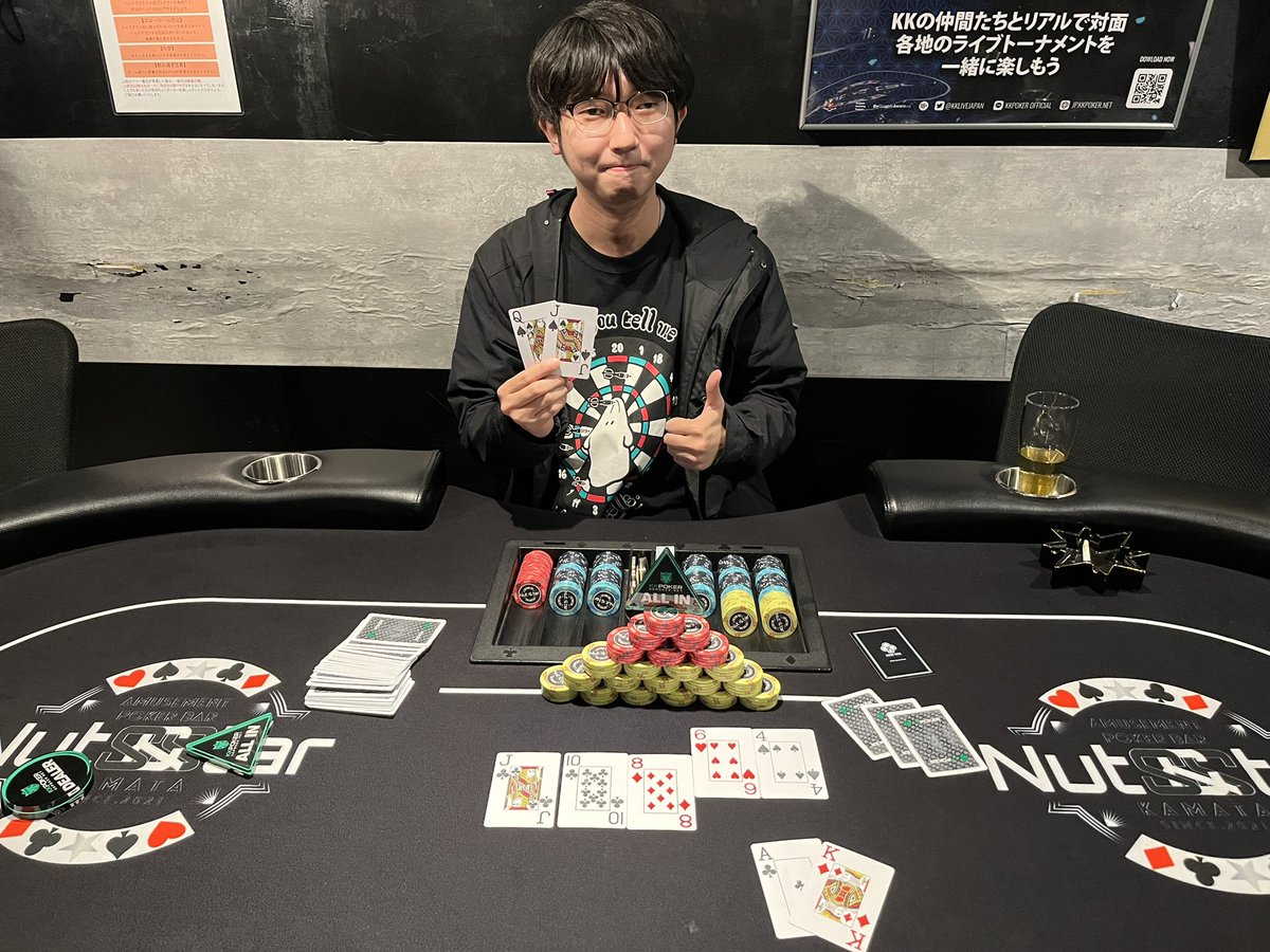 Nuts_and_Star_'s tweet photo. 🏆喜怒哀楽サテライト🏆
結果は…

🥇りんとら 様
喜怒哀楽メインイベントチケット🎫
NSMT Monthly 割引券

🥈とし 様
喜怒哀楽メインイベントチケット🎫
NSMT Monthly 割引券

プライズ獲得おめでとうございます🎉
今後のご活躍をお祈りしております✨
#ポーカー #蒲田 #Bar https://t.co/SqamxPavKD