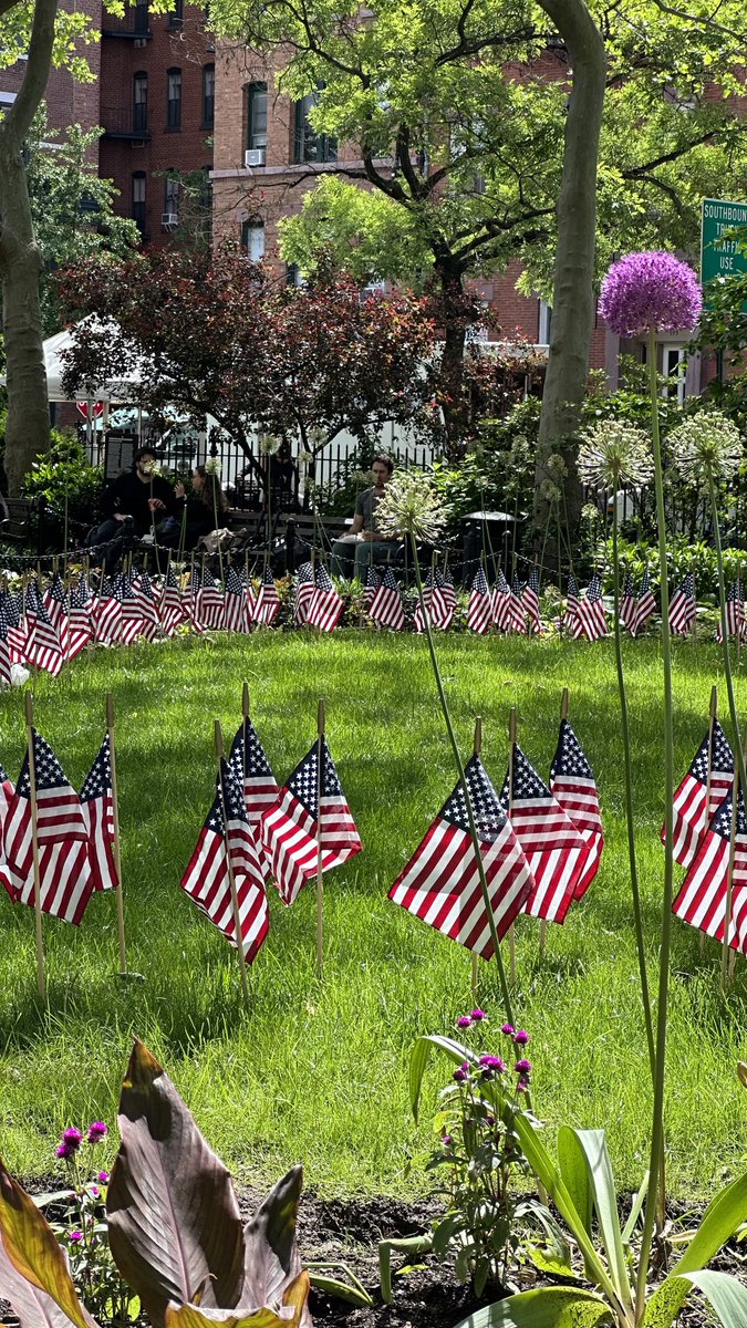 In memory of those who served and sacrificed. Your courage will never be forgotten. 🇺🇸❤️#MemorialDay