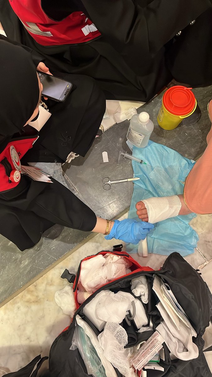 _3lkui's tweet photo. 🚑❤️ #تطوع_معنا #حج_1446هـ #يسر_وطمأنينة https://t.co/K7QUxy2rLw