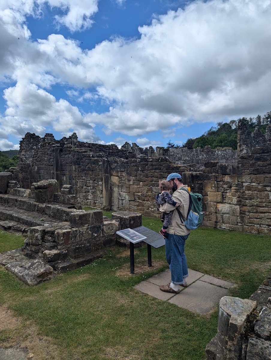 ADRobbler's tweet image. Joanie already getting dragged round ruined monasteries