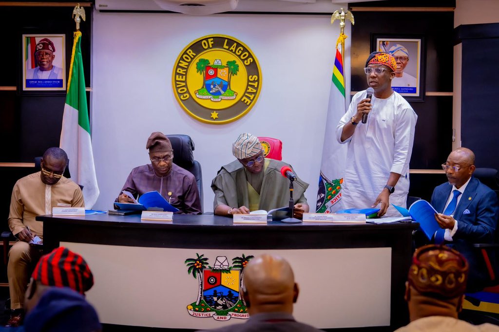 Jubril A. Gawat (@mr_jags) on Twitter photo LASG SIGNS CONCESSION AGREEMENT WITH ZOOMLION NIGERIA TO TRANSFORM WASTE INFRASTRUCTURE IN LAGOS
The Governor of Lagos State, Mr. <a href="/jidesanwoolu/">Babajide Sanwo-Olu</a> today presided over the formal signing of the Waste Management and Processing Concession Agreement between the Lagos State Government LASG SIGNS CONCESSION AGREEMENT WITH ZOOMLION NIGERIA TO TRANSFORM WASTE INFRASTRUCTURE IN LAGOS
The Governor of Lagos State, Mr. <a href="/jidesanwoolu/">Babajide Sanwo-Olu</a> today presided over the formal signing of the Waste Management and Processing Concession Agreement between the Lagos State Government