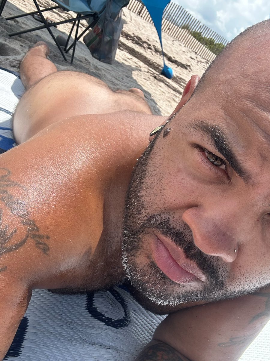 Removing tanlines from Mexico