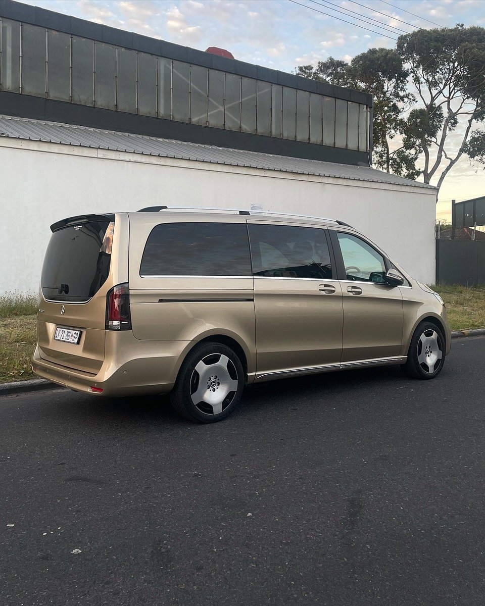 SnapChange's tweet image. The Magic School Bus ✨