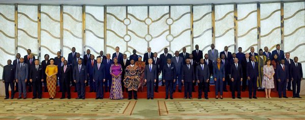 Le 26 mai , Wang Yi,  Ministre des Affaires étrangères, a 
célébré avec +50 chefs des missions diplomatiques africaines à Beijing la Journée de l'Afrique ayant sur le thème de la « Solidarité Chine-Afrique pour l'avenir ».